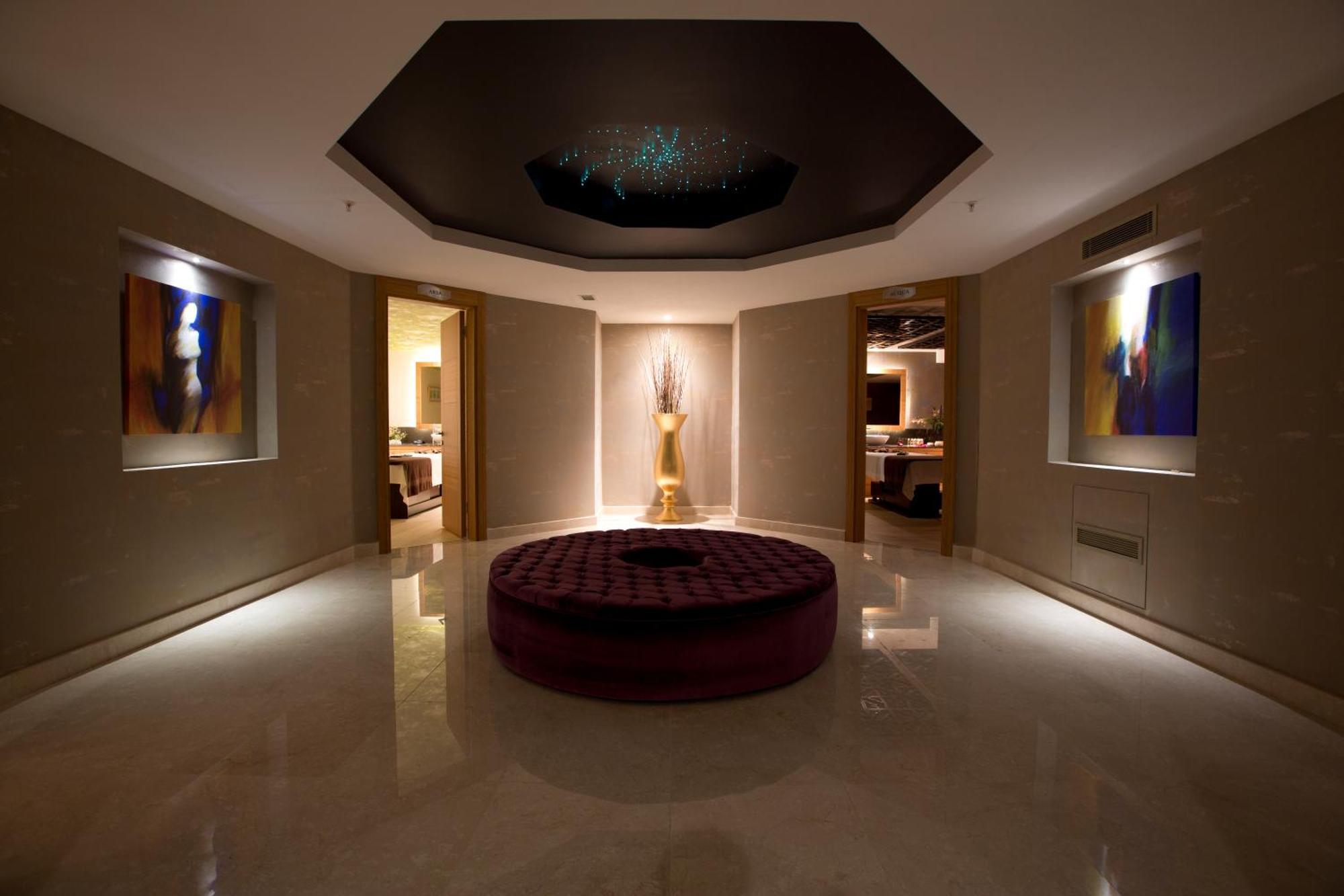 Miracle Istanbul Asia Airport Hotel & Spa Eksteriør billede The Spa at The Dorchester