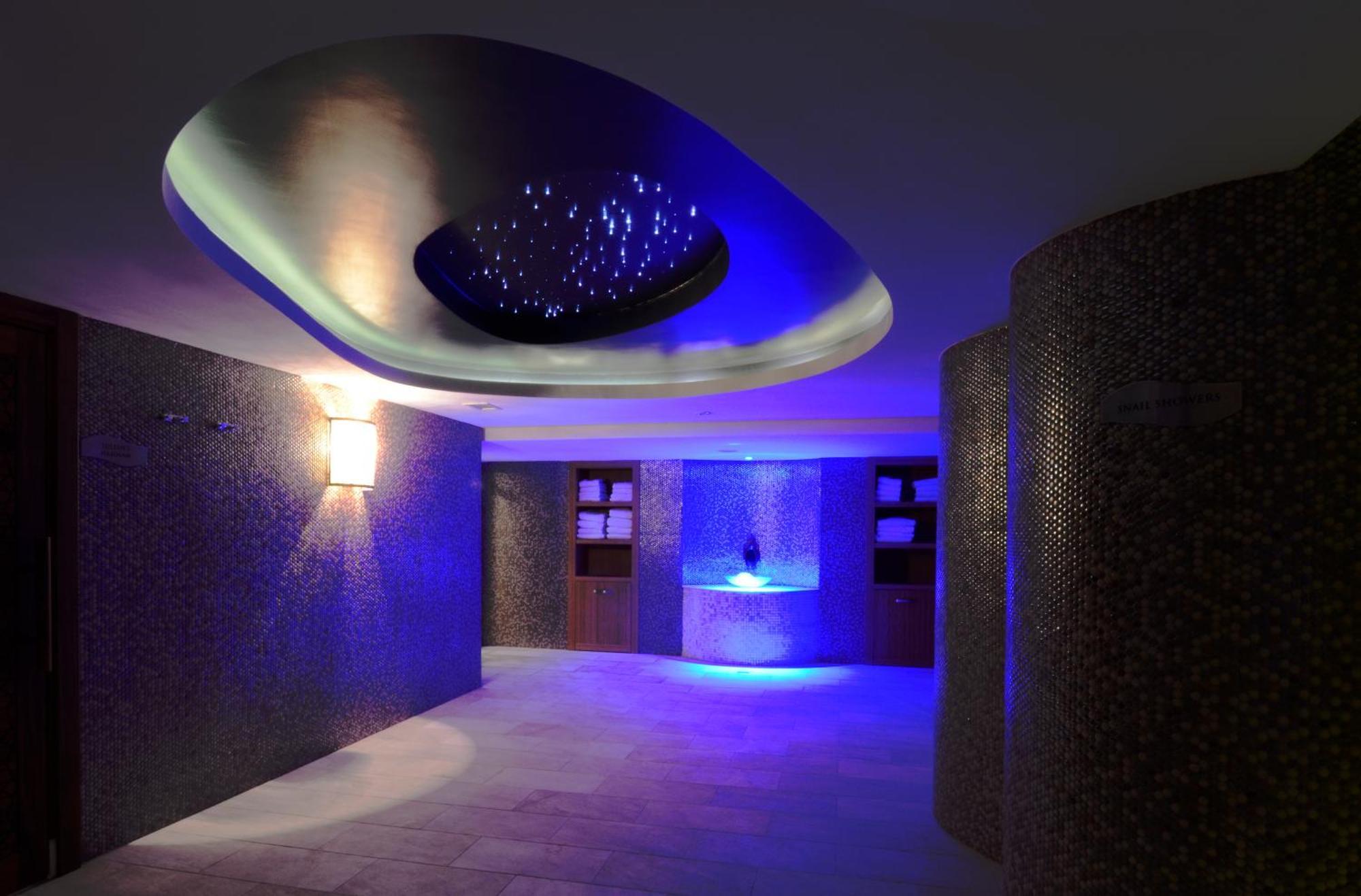 Miracle Istanbul Asia Airport Hotel & Spa Eksteriør billede The spa at The Landmark