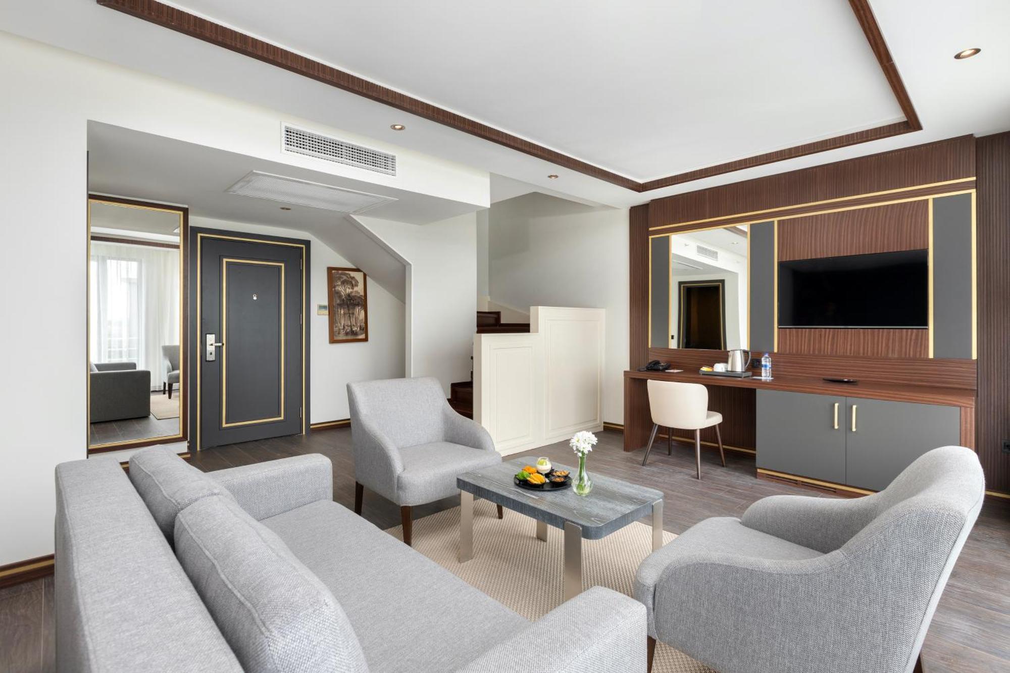 Miracle Istanbul Asia Airport Hotel & Spa Eksteriør billede